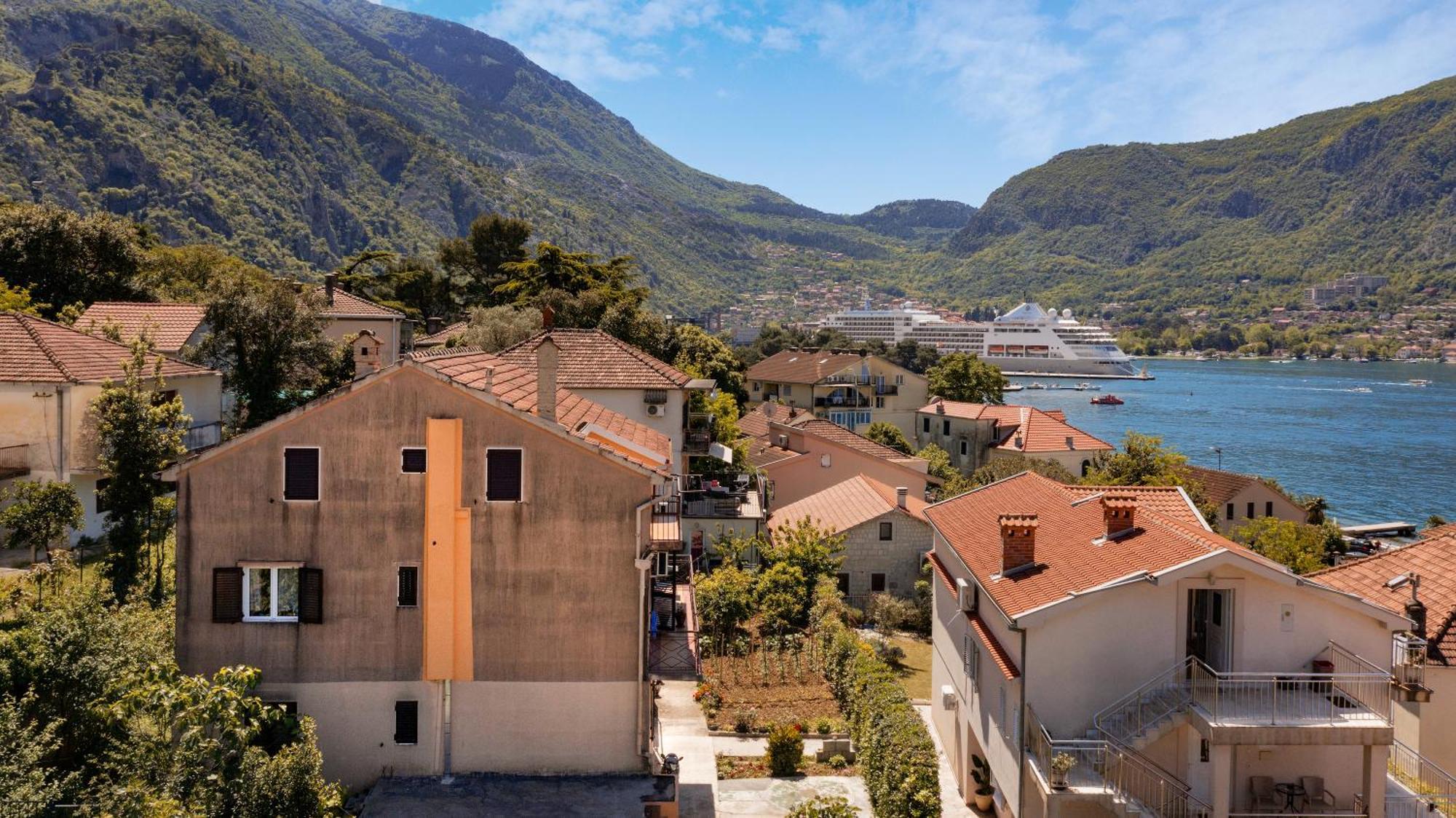 Apartment Busola Κότορ Εξωτερικό φωτογραφία