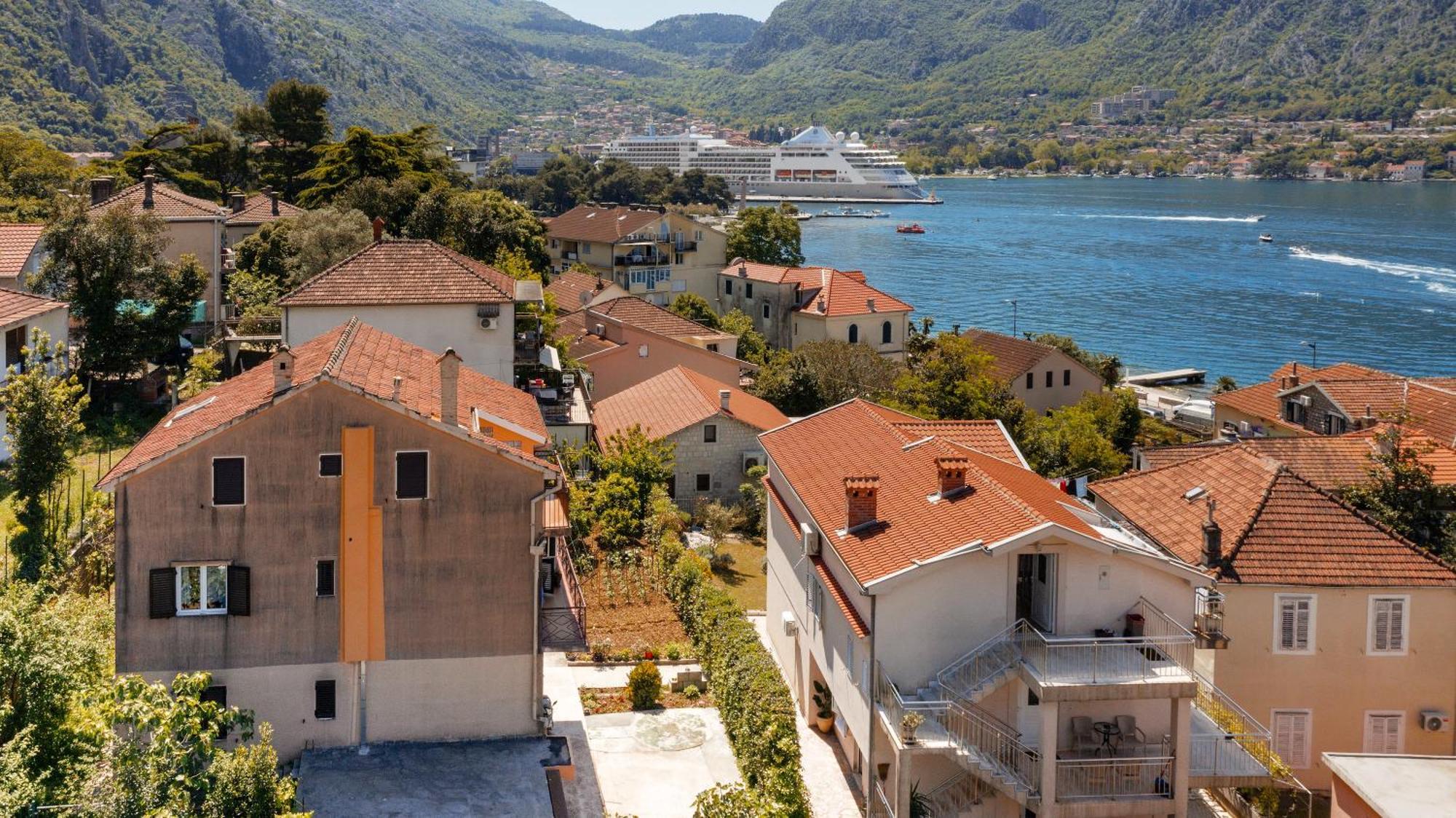 Apartment Busola Κότορ Εξωτερικό φωτογραφία